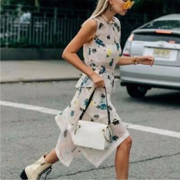 Self-Portrait Dresses & Skirts - Self-Portrait pink floral ruffle tiered mini dress size 4